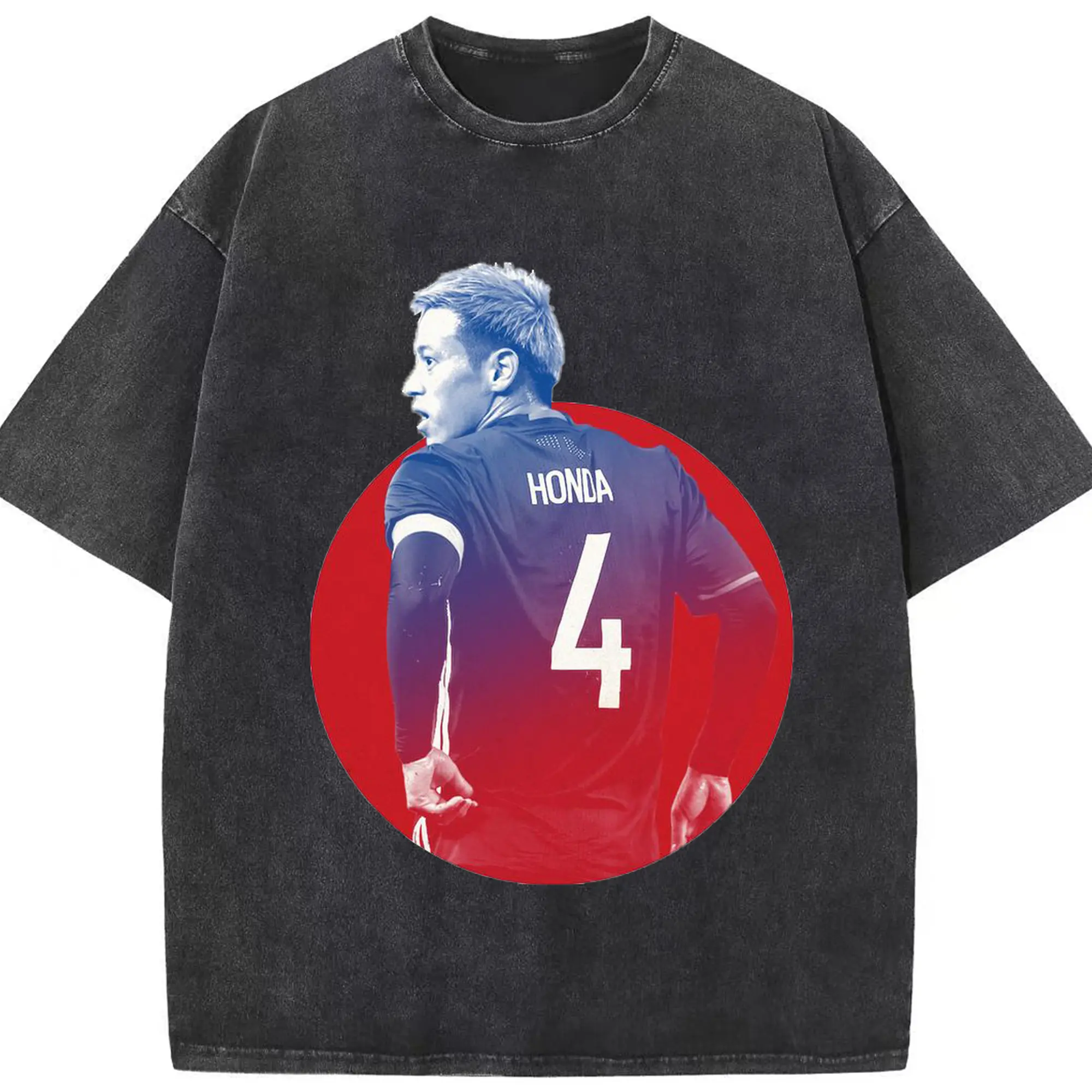日本代表の誇り！本田圭佑デザイン - 綿100％ ヴィンテージ風 半袖Tシャツ ・ フロントプリント ・ 柔らか肌触り ・ 通気性 快適 ・ スポーツ カジュアル 外出用